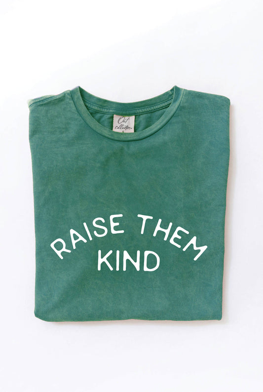 RAISE THEM KIND Mineral Washed Graphic Tee // Mama