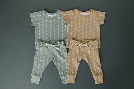Two-Piece Pocket Set // Sage and Mustard Strokes